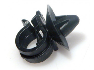 BMW Retaining clip